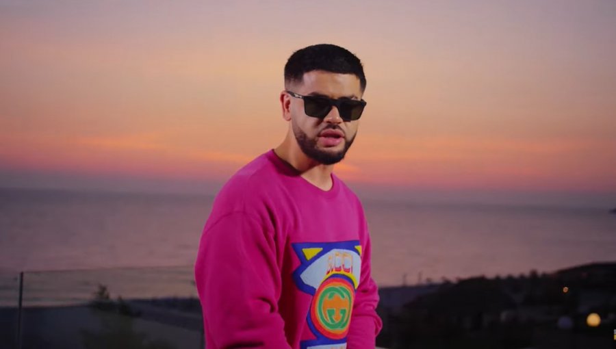 Noizy ka një thirrje për të burgosurit: ‘Kur ta shihni ta kemi parasysh vetë…’/ Publikon foton e vrasësit të 8-vjeçarit