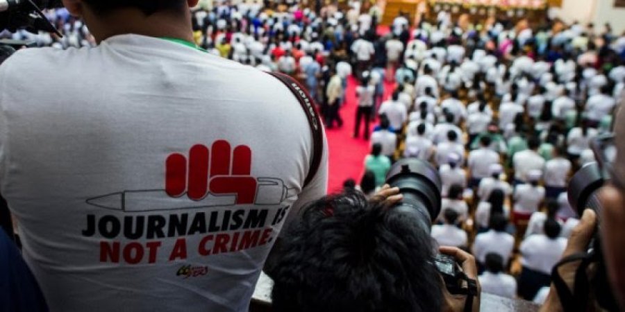 Reporterët pa Kufij bëjnë thirrje BE për më shumë mbështetje për gazetarinë investiguese