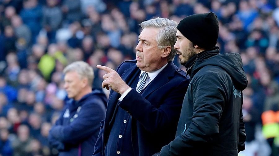 ‘Djali i bën gropën babait’, Ancelotti akuzohet se formacionin ja bën i biri