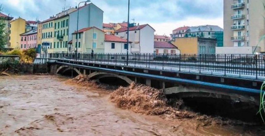 E pazakontë në Itali/ 'Zona e thatë' regjistron sasinë e ‘çmendur’ të reshjeve të shiut