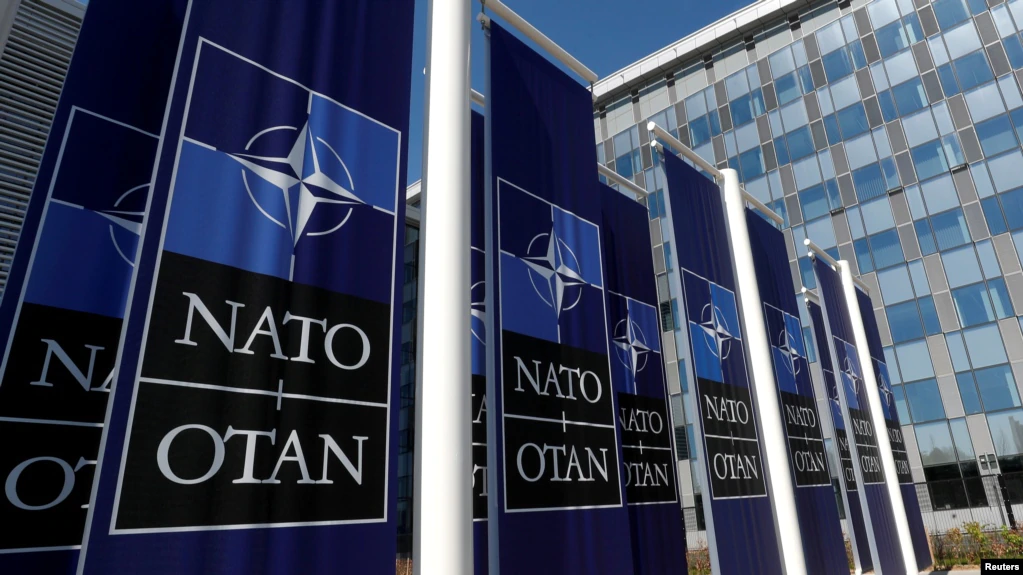 ‘Veprime dashakeqe’/ NATO dëbon tetë diplomatë rusë