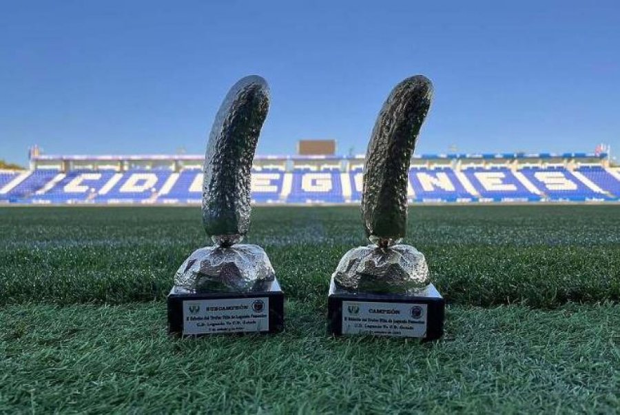 Futbollistet femra të Leganes dhe Getafes luajnë për një trofe që la shumë tifozë pa fjalë