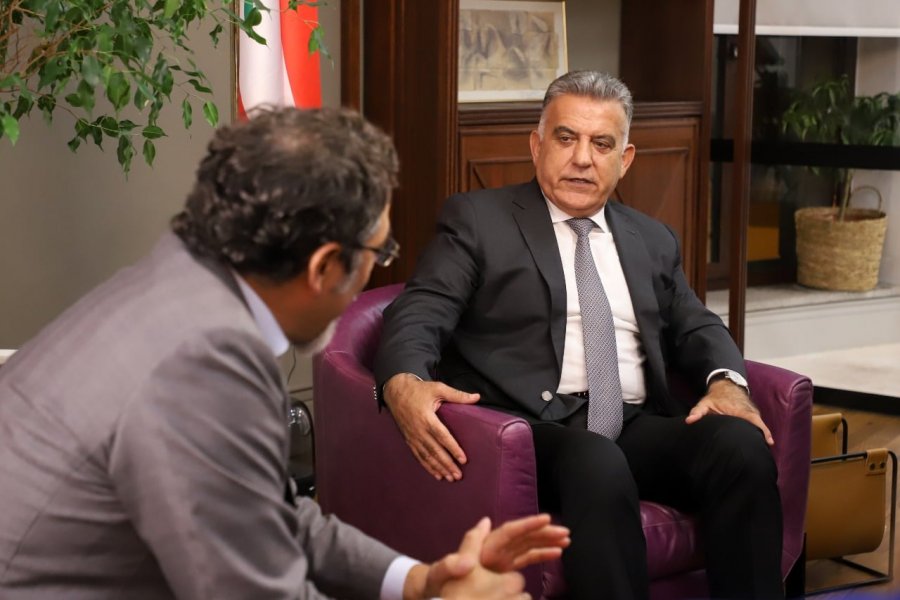 Gjenerali libanez dhe konsulli në Tiranë, marrin garanci për riatdhesimin e shqiptarëve nga Siria