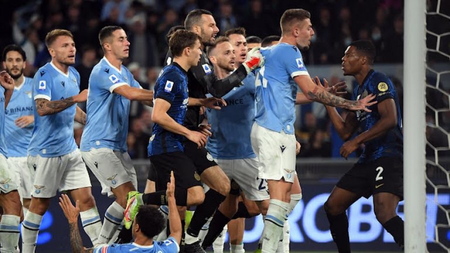 VIDEO/ Gol me ‘sherr’, Lazio fiton ndaj Interit mes tensionit