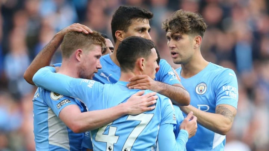 Manchester City bën detyrën, një hap pranë kalimit të grupeve