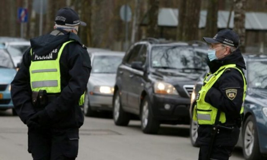 Shtohen infeksionet me Covid-19, Letonia mbyll shkollat, vendos orë policore