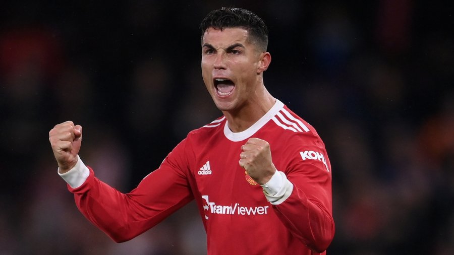 Mos e besoni po deshët, por CR7 i bëri ftesë artistit të baladave për të kënduar në ditëlindjen e tij