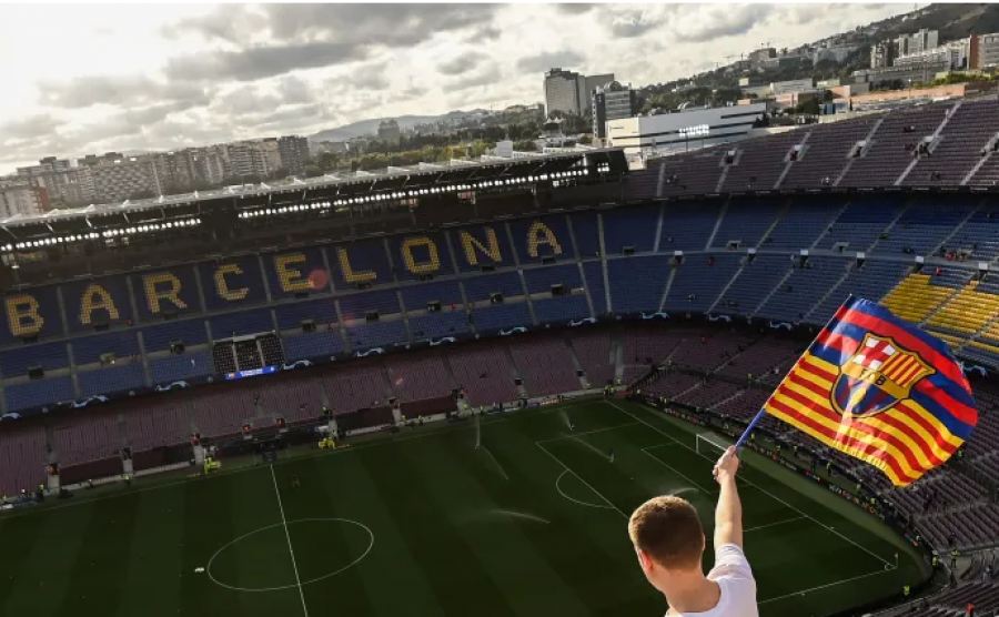'El Clasico' mbush plotë stadiumin 'Camp Nou', ja sa tifozë do ta shohin nga afër Barcelona - Real Madrid