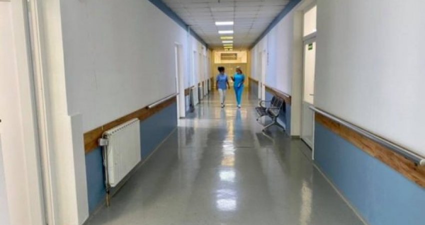 Spitali i Pejës pa barna esenciale, pacientët detyrohen ta blejnë terapinë