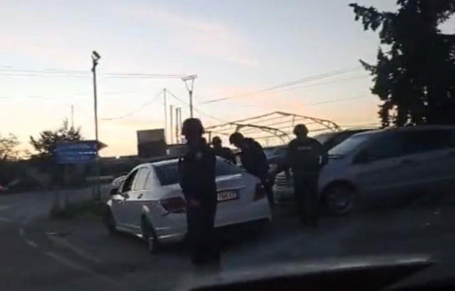 VIDEO/ Vrasja në Fier akoma pa autor, policia vijon shtetrrethimin në qytet