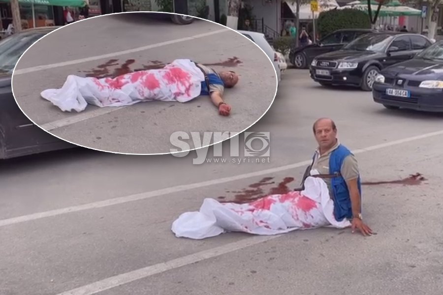 VIDEO/ I shtrirë përtokë dhe i mbuluar me çarçaf të gjakosur, alarmohet policia