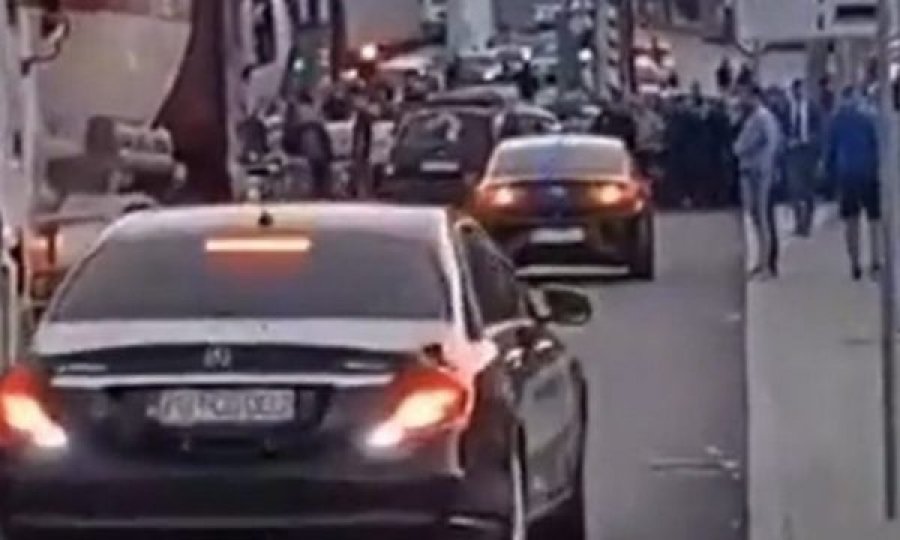 VIDEO/ Kryeministri i Malit të Zi nuk u lejua të futet në Shqipëri, dalin pamjet