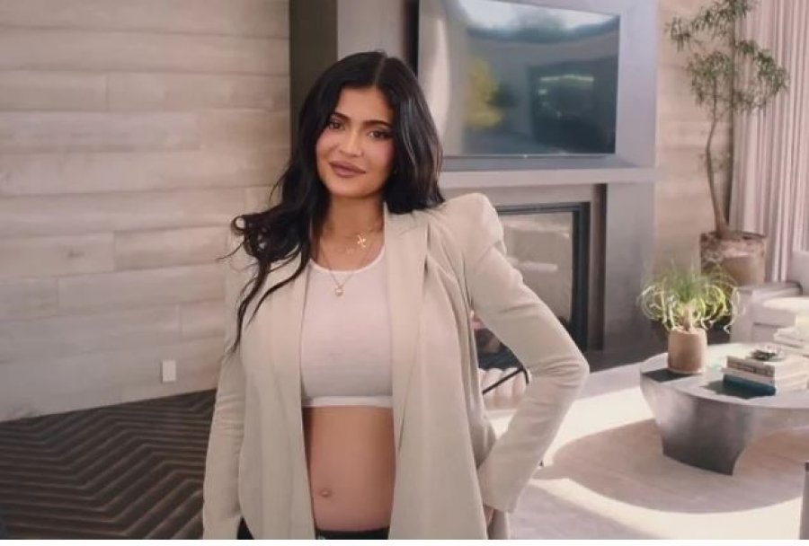 Kylie Jenner hap dyert e shtëpisë zbulon detaje nga jeta e saj private