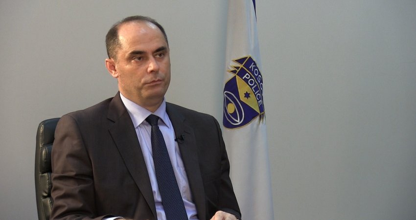 Drejtori i Policisë për sulmet në veri: Dyshohet që të shtënat kanë ardhur nga Serbia