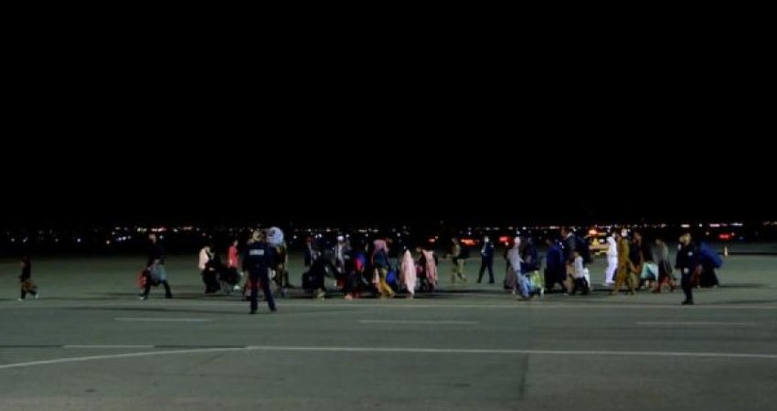 Edhe 146 qytetarë afganë arritën sot në Kosovë