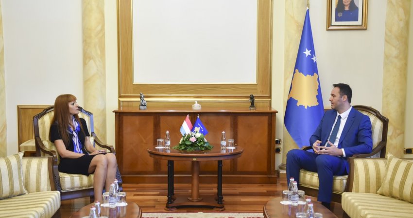 Konjufca dhe Gomes diskutojnë thellimin e bashkëpunimit Kosovë-Luksemburg