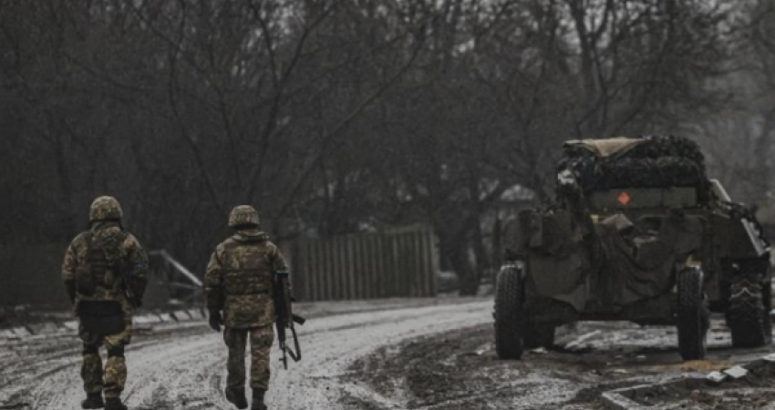Rusët s'duan të shkojnë në luftë, ushtria nuk formon njësi të reja, rekrutët i hedhin sytë në zonat e varfra