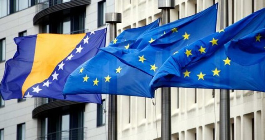 Euractiv: BE do t’ia japë këtë javë Bosnjës statusin e vendit kandidat