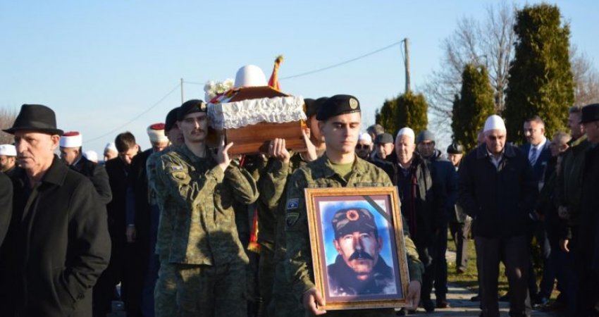 Varroset me nderime të larta Halil Berisha – Plaku