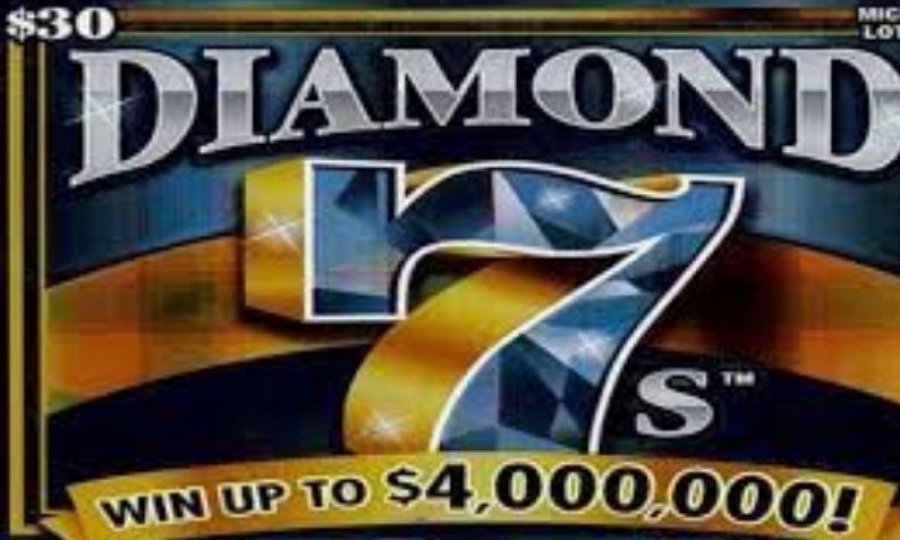 Burri blen dy biletat e fundit të lotarisë në dyqan dhe fiton 4 milionë dollarë