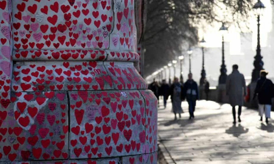 Numri i vdekjeve nga Covid në Angli kapërcen shifrën 180,000