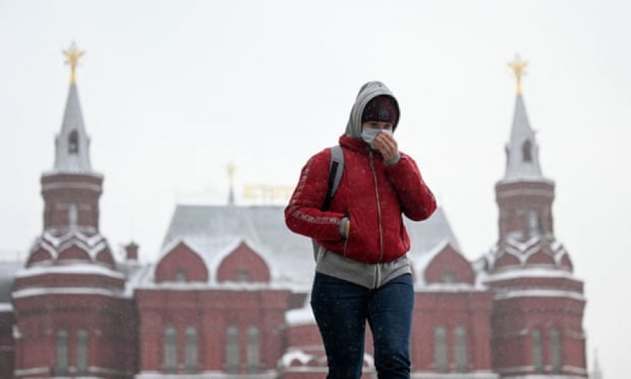 Rusia thyen rekordin ditor të Covid me mbi 140,000 infeksione