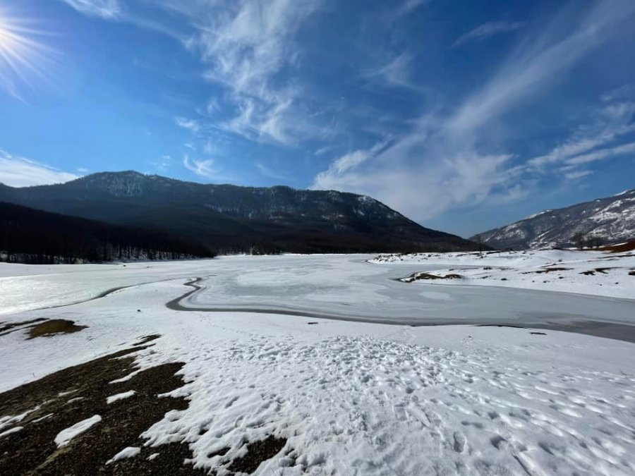 Luhatjet e motit: Rritje temperaturash dhe shira, në alpe dëborë