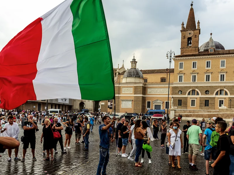 Itali: Moshave mbi 50 vjeç u kërkohet vaksinimi për të vazhduar punën