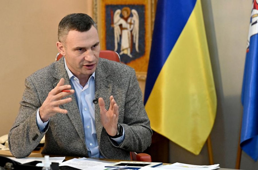 Kievi ndryshon orën e shtetrrethimit, paralajmërimi i kryebashkiakut Vitali Klitschko