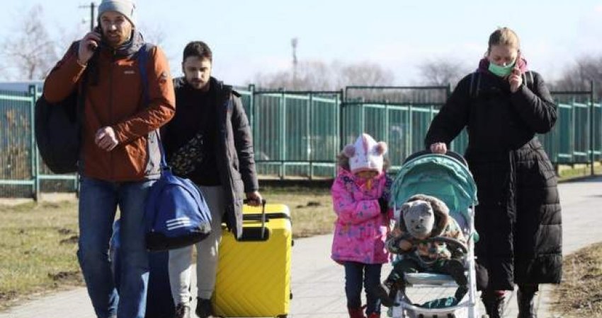 Gjest i madh, çifti i famshëm po dhuron 1 milion dollarë për refugjatët e Ukrainës