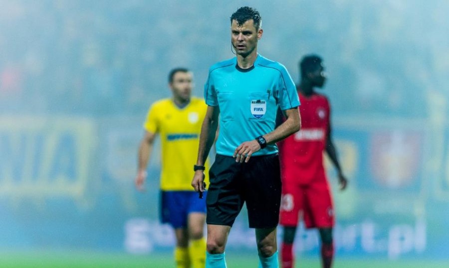 Rrëfimi i Enea Jorgjit, shqiptarit që hyri në kategorinë e parë të arbitrimit të UEFA-s