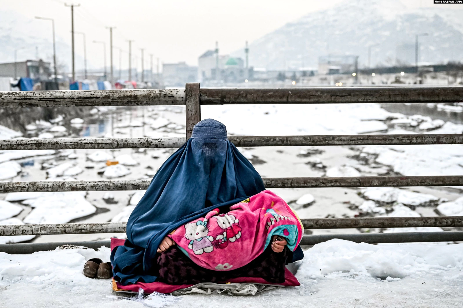 JAVA NË FOTO: Nga protestat vdekjeprurëse në Kazakistan, te Krishtlindjet në Mal të Zi dhe ...