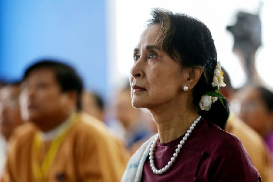 Gjykata në Mianmar dënoi Aung San Suu Kyi me katër vjet të tjera burg