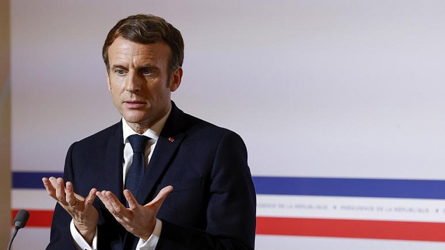 Macron: Njerëzit që përhapin lajme të rreme duhet të çohen para drejtësisë