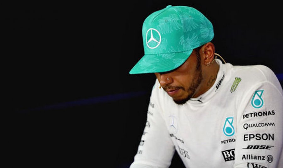 Humbi titullin kampion, Hamilton mund të tërhiqet nga Formula 1