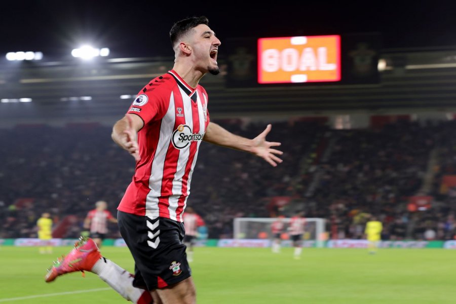 Southampton poston foton e Brojës: Të jesh në zjarr nuk është shaka