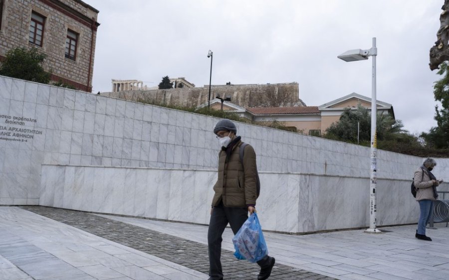 Greqia i zgjat kufizimet për Covid deri më 23 janar