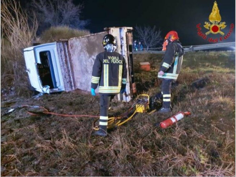 FOTO-EMRI/ Aksidenti tragjik në Itali, humb jetën i riu shqiptar