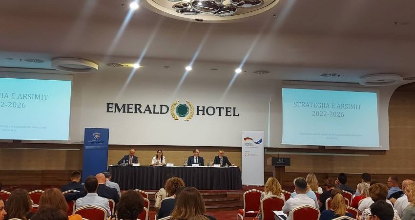 Strategjia e Arsimit 2022-2026, ndahen 322 milionë euro