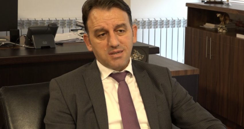 Suspendohet drejtori i Fondit për Sigurime Shëndetësore, Fatmir Plakiqi
