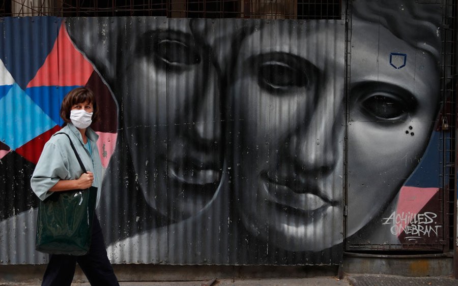 Greqia heq detyrimin për maskat, por ka dhe përjashtime