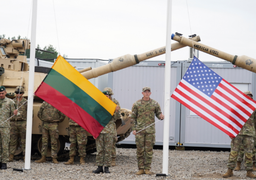 Pas kërcënimit rus, SHBA mbështetje të hapur Lituanisë