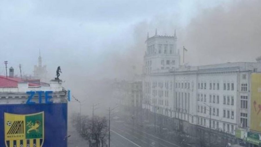 VIDEO/ Raketa ruse godet bashkinë e Kharkiv