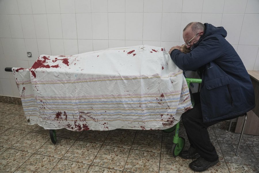 GALERI FOTOSH: Realiteti i zymtë i pushtimit të Ukrainës - nga  Associated Press