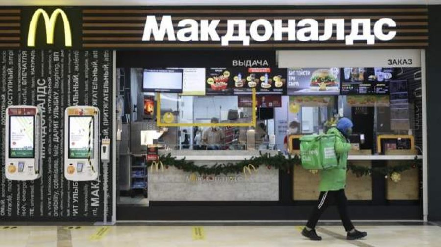 Lufta në Ukrainë, McDonald's mbyll të gjitha restorantet në Rusi