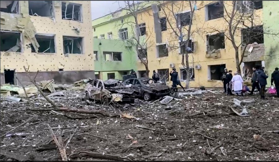 Sulmi në spital në Ukrainë, raportohen 17 të plagosur