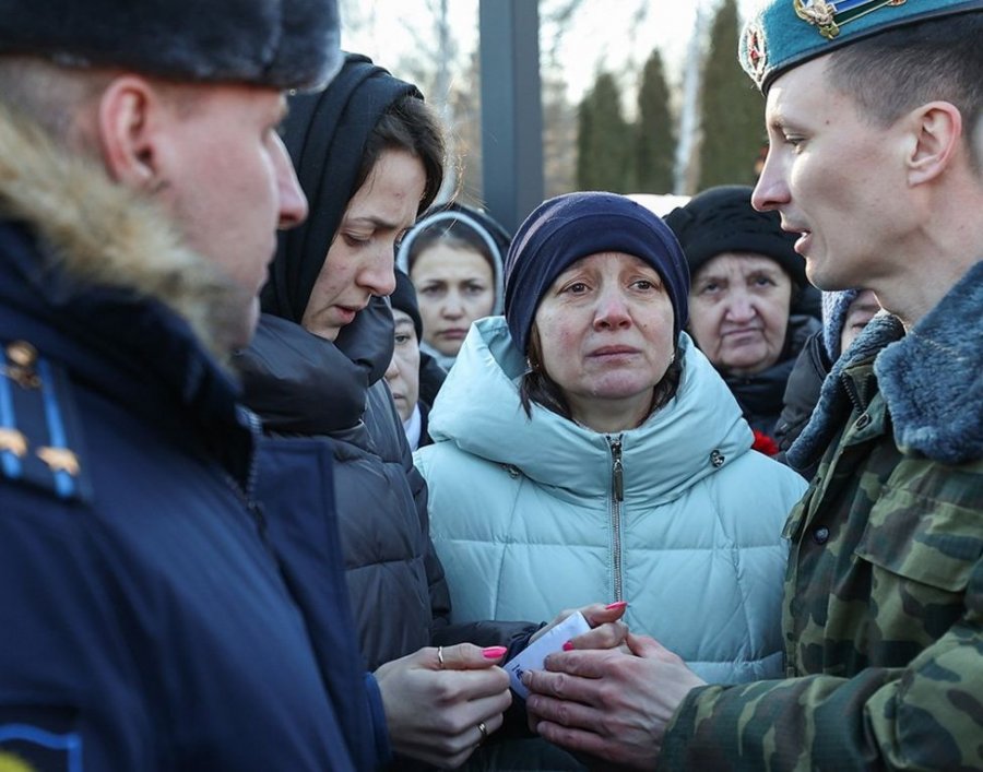 Nëna e ushtarit rus: 'Ku të trokas për ta kthyer fëmijën tim?'