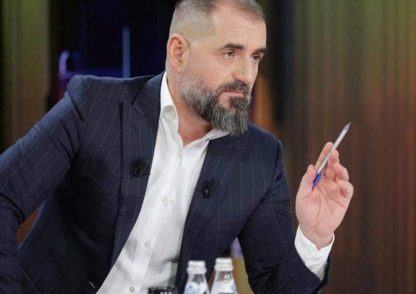 Intervista/ Çim Peka: Sali Berisha duhet të fitojë betejën me veten