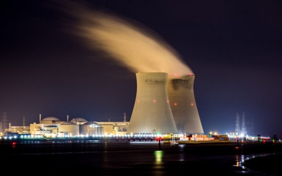 Polonia shikon nga Koreja e Jugut për të ndërtuar termocentralin e dytë bërthamor