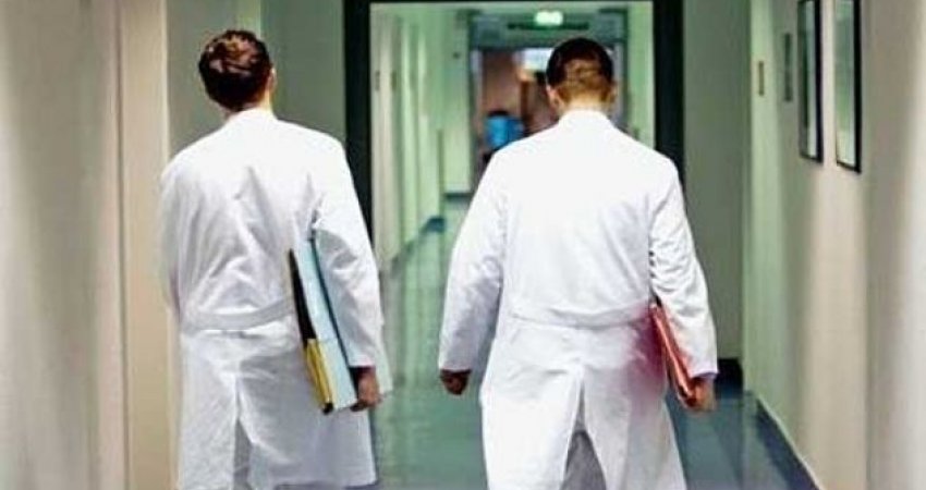 OIK akuzon Qeverinë se po stimulon ikjen e profesionistëve shëndetësor